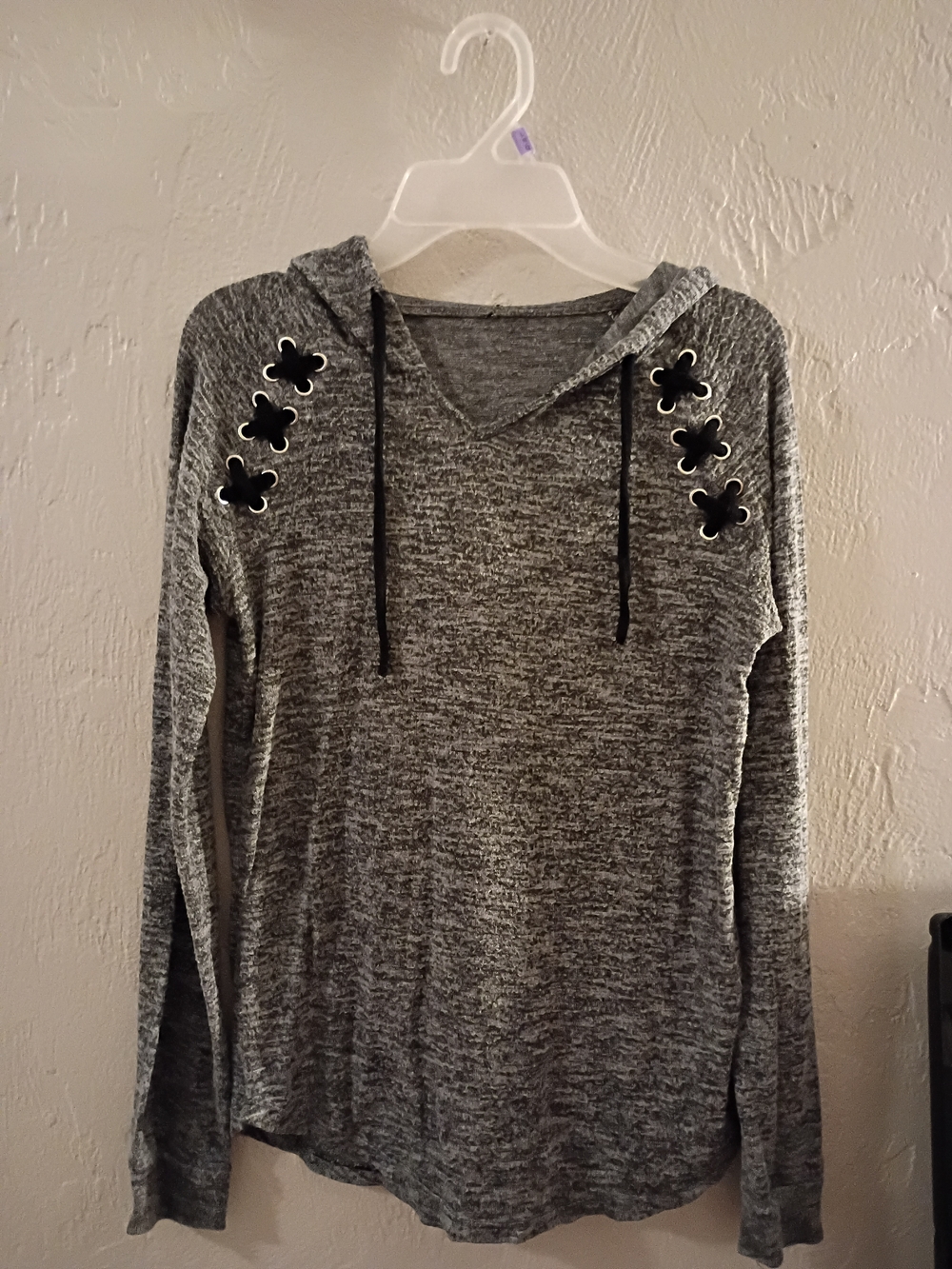 Women’s Heather Gray Lace-Up Hooded Pullover Top